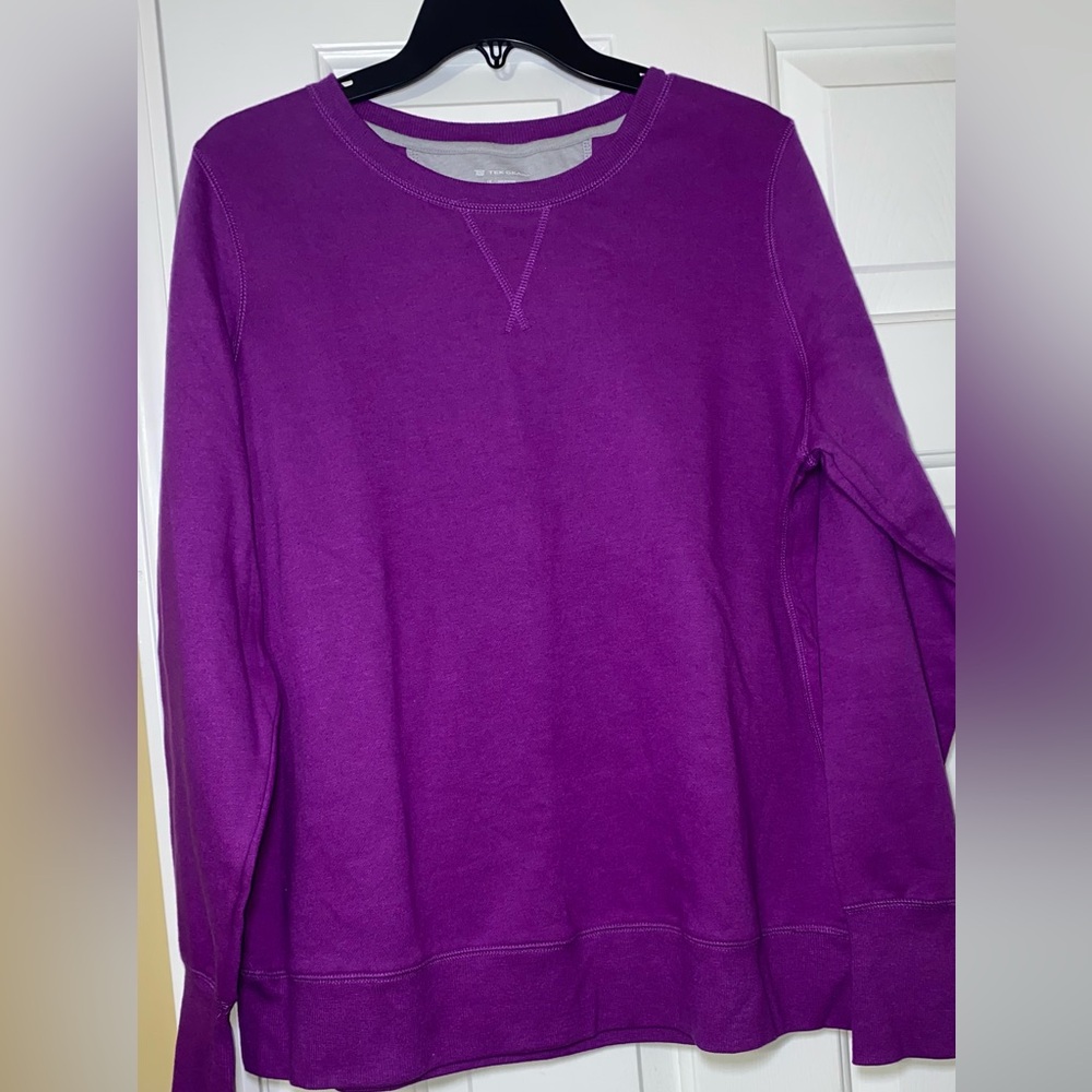 Classic Crewneck Women's Sweater in Vibrant Purple